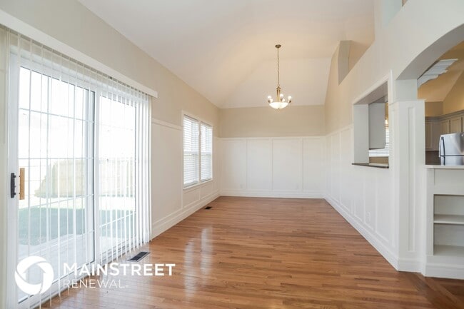 Photo - 1113 Fox Run Trail