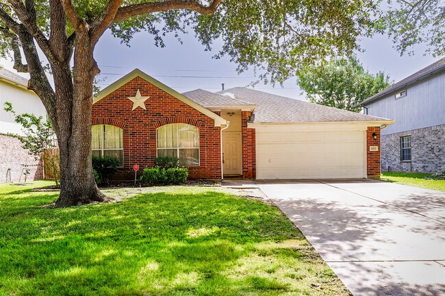 Building Photo - 16915 Pheasant Ridge Dr Rental