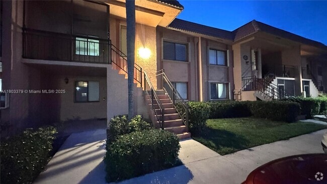 Building Photo - 227 Lakeview Dr Unit 103 Rental