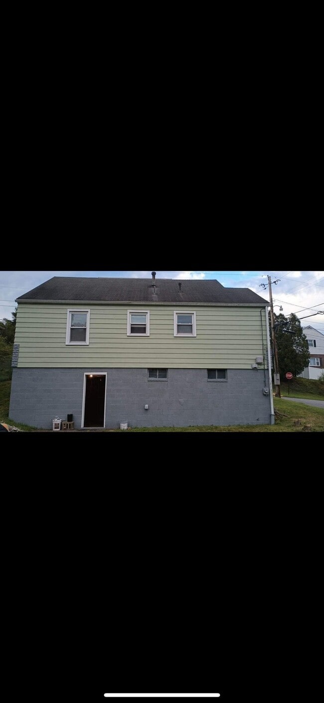Photo - 801 Duff Ave
