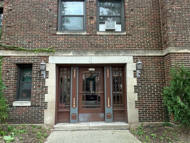 Photo - 2523-29 Webster