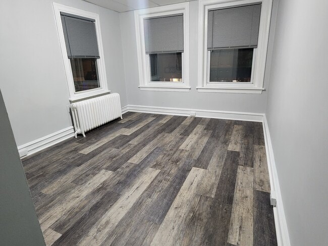 Bedroom - 109 S Easton Rd Unit 4