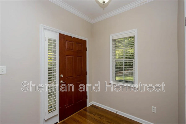 Photo - 2002 Amberley Dr