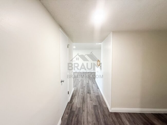 Photo - 6041 Whitsett Ave Unidad 206