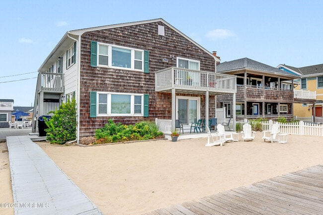 804 Oceanfront