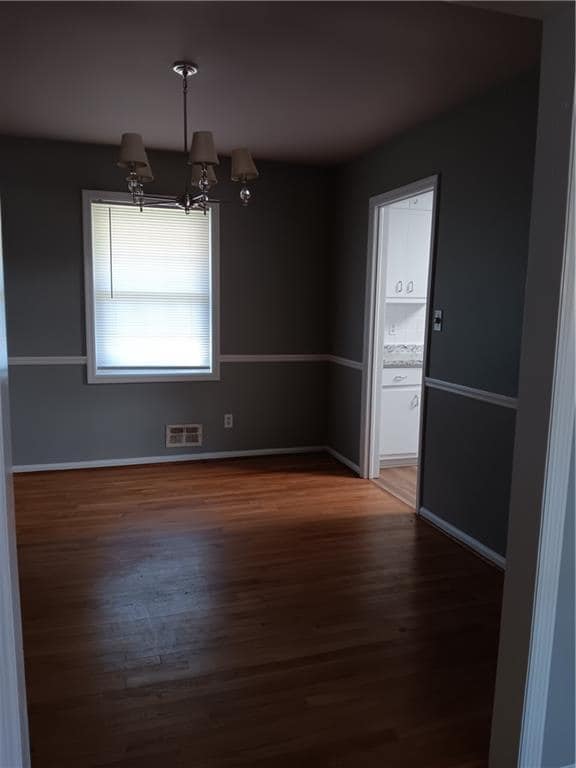 Photo - 1415 Bubbling Creek Rd NE