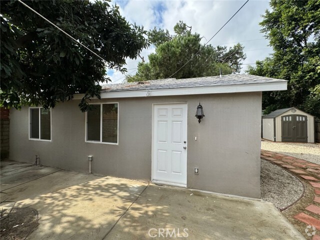 Building Photo - 7319 White Oak Ave Rental