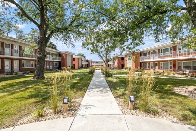 Photo - WHEATON COURT, LLC