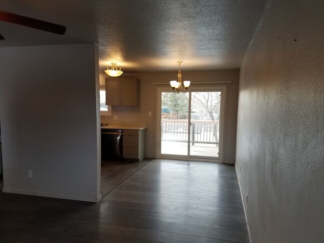 Photo - House For Lease