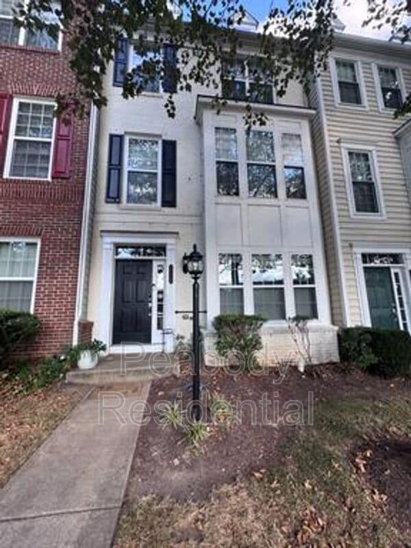 Building Photo - 14919 Potomac Branch Dr