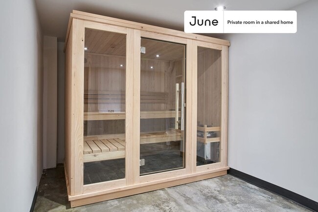 Photo - Room in Shared 5.0 bed/3 bath home