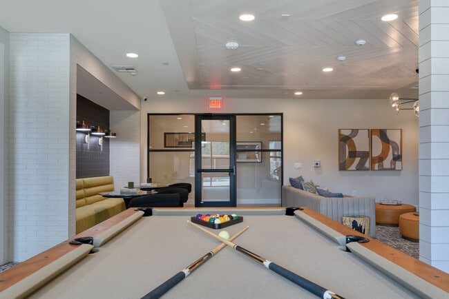 Lenox Grandview apartments — community photo