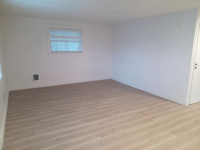 Photo - Renovated single family home in Lincoln City!