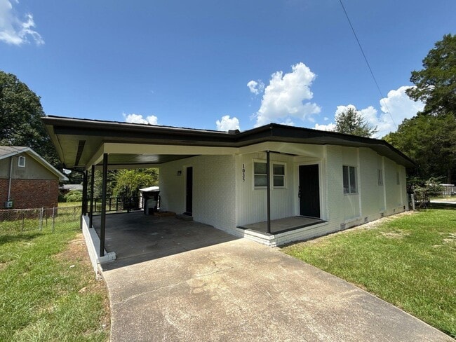 1035 Kirkland Dr