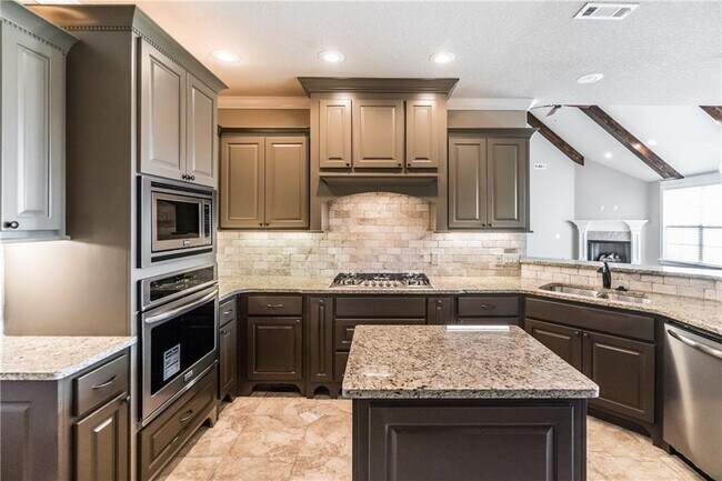 Photo - 1421 Tuscany Dr