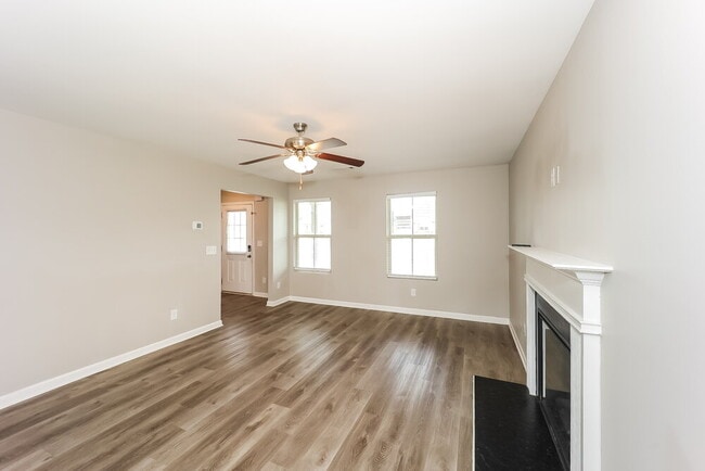 Photo - 100 Quarry Cir