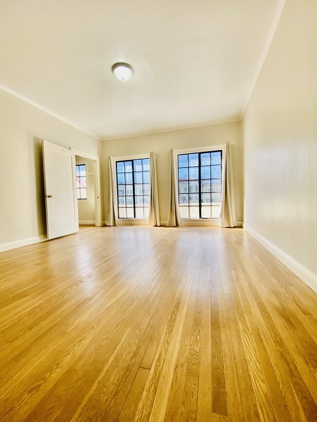 Photo - 2125 Hearst Ave