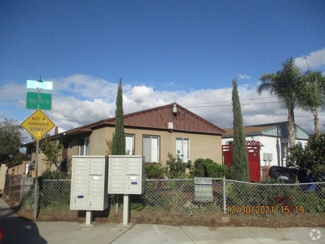 Building Photo - C Street Unit 3950 C Street Rental