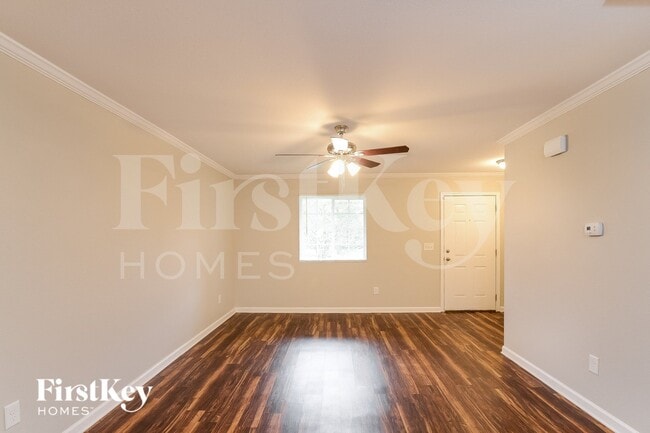 Photo - 3813 Shepway Loop