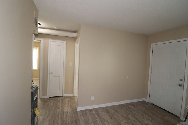 Photo - Spacious Home for rent!