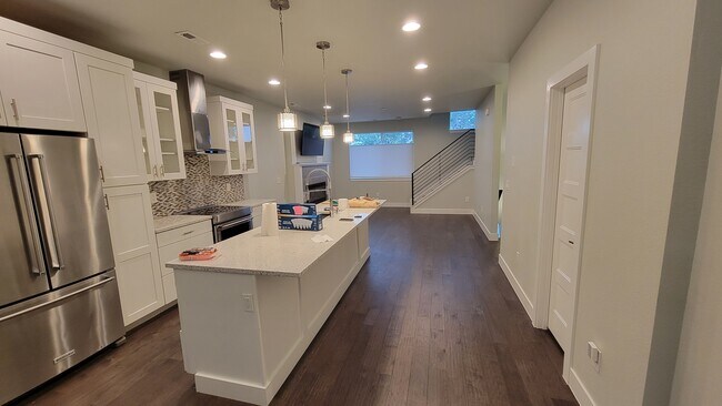 1340 Sheridan Blvd Unit 106