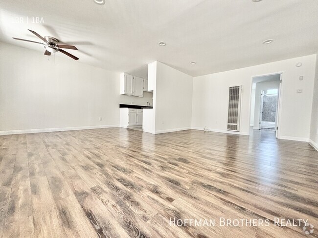 Building Photo - 6546 Sepulveda Blvd Unit 102A Rental