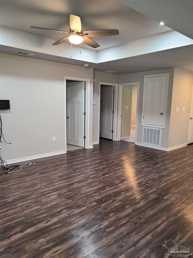 Photo - 715 W Ensley St