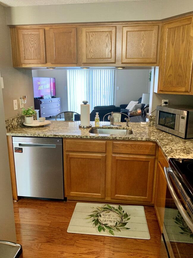 Photo - 222 Shadowlawn Cir