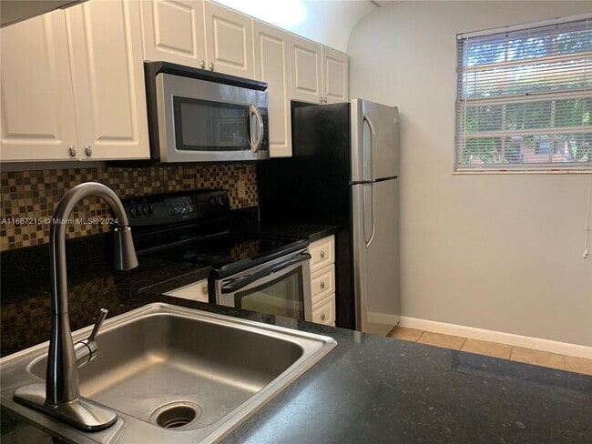 Photo - 10345 NW 8th St Unit #201