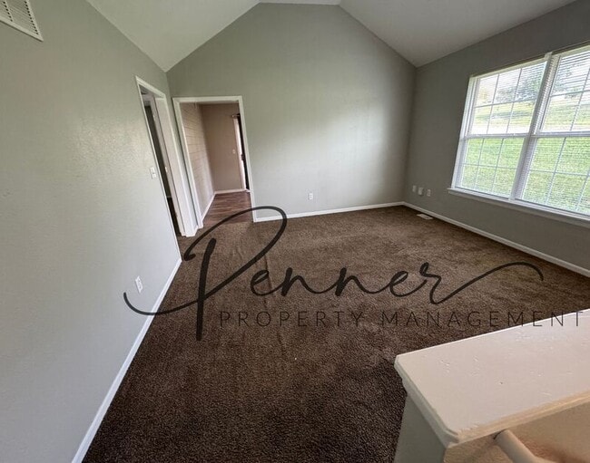 Photo - 1401 SE Henley Ct