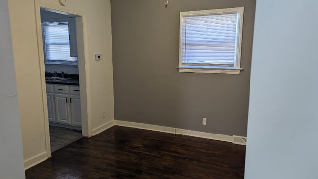 Photo - 2223 Taft St