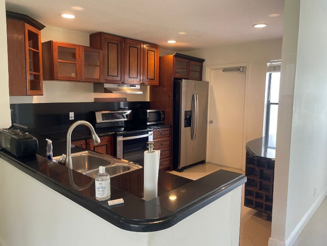 Photo - 19336 Carolina Cir