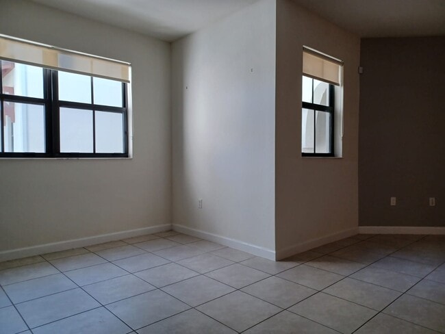Photo - 10630 NW 88th St Unit 220