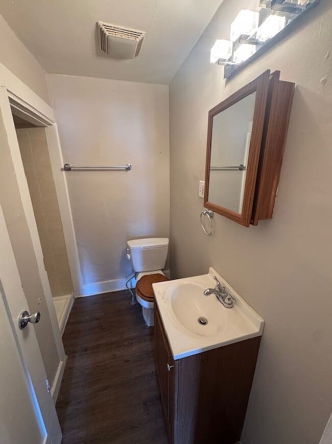 Photo - 619 3rd St Unit 1/2