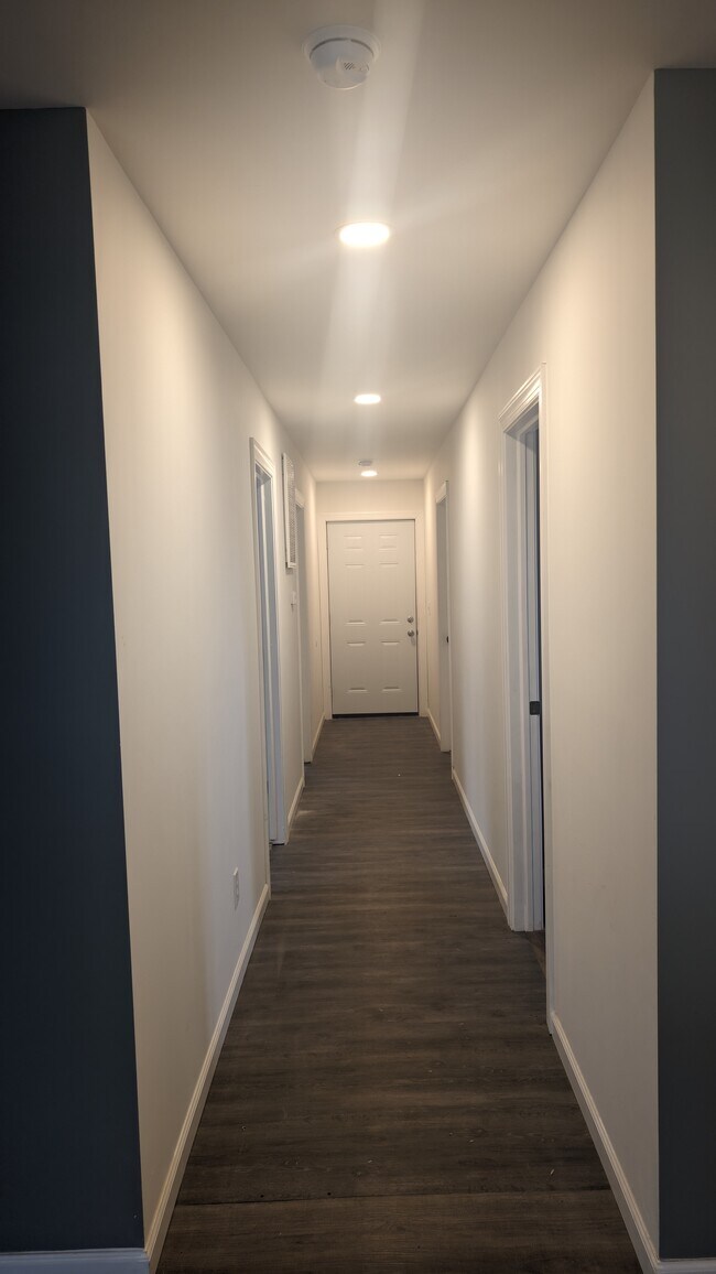 Photo - 2921 N Dearborn St