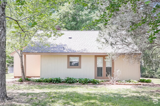 Building Photo - 6009 Falstaff Dr Rental