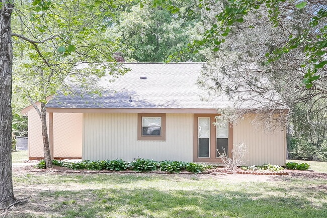 Building Photo - 6009 Falstaff Dr Rental