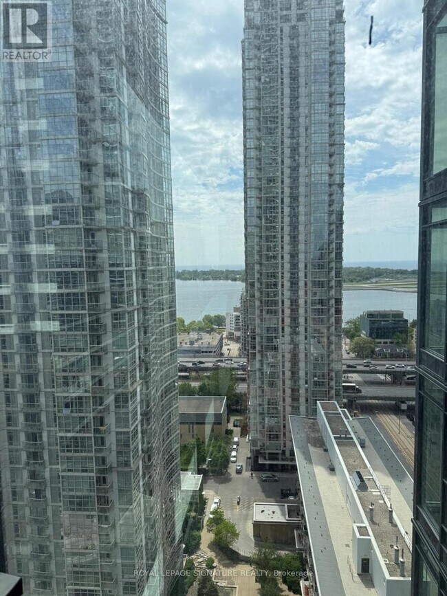 Photo - 3 Concord Cityplace Wy Unité 2309