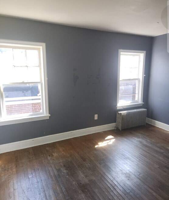39 N West St Unit 3