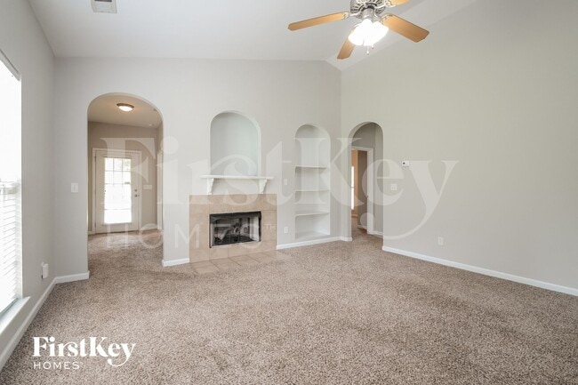 Photo - 4872 Longmeadow Dr