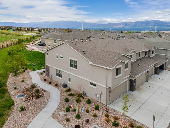 Photo - 3295 Bewildering Heights