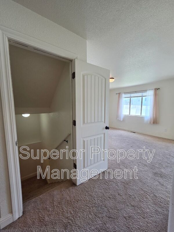 Photo - 3921 Gunsmoke Rd