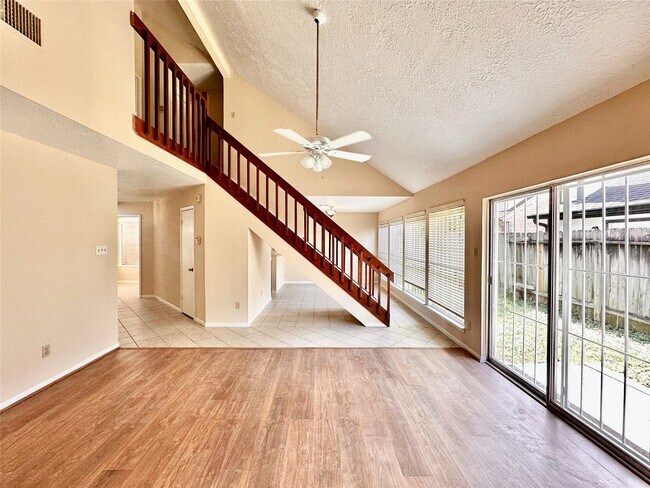 Photo - 6437 Chatham Island Ln