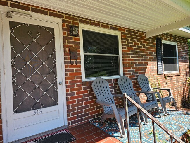 Photo - Charming Duplex Unit In Franklin Park