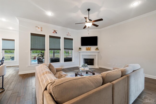 Photo - 4807 Foxtail Palm Dr