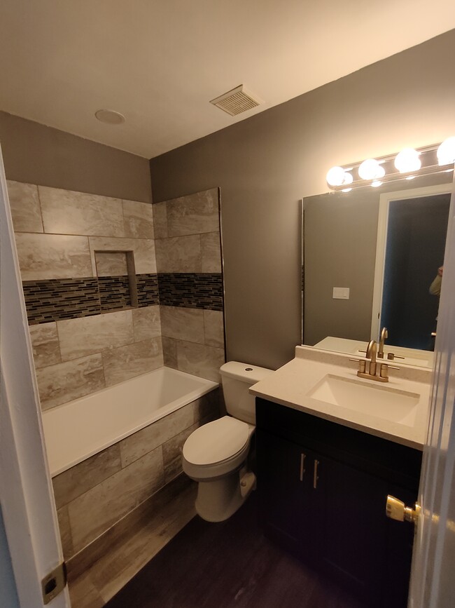 Photo - 7828 Littleman Ln