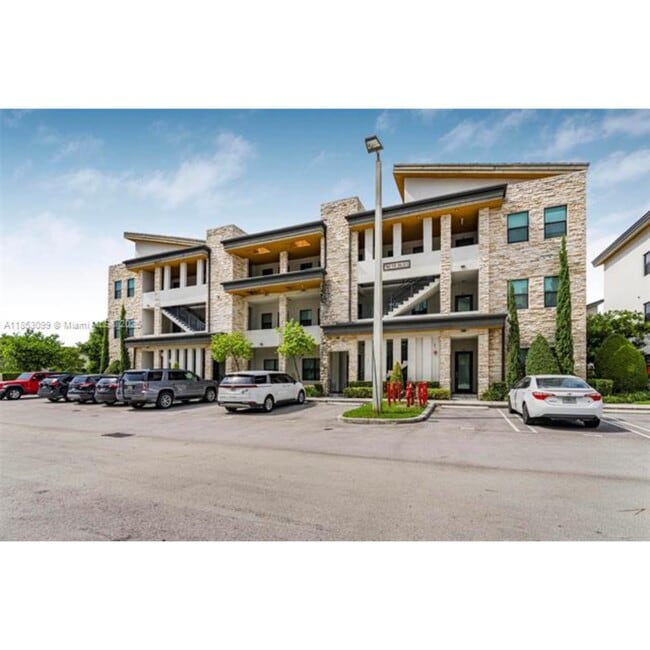 Building Photo - 7865 NW 104th Ave Rental