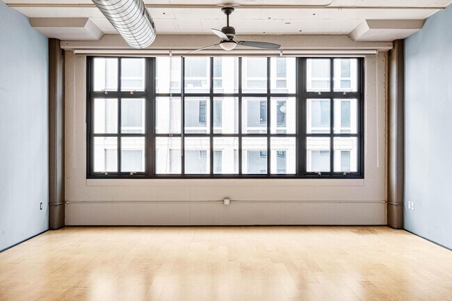 Photo - Stylish, south-facing 1-bdrm/1-bath loft in the Pearl—Deeded parking & storage Unit 1