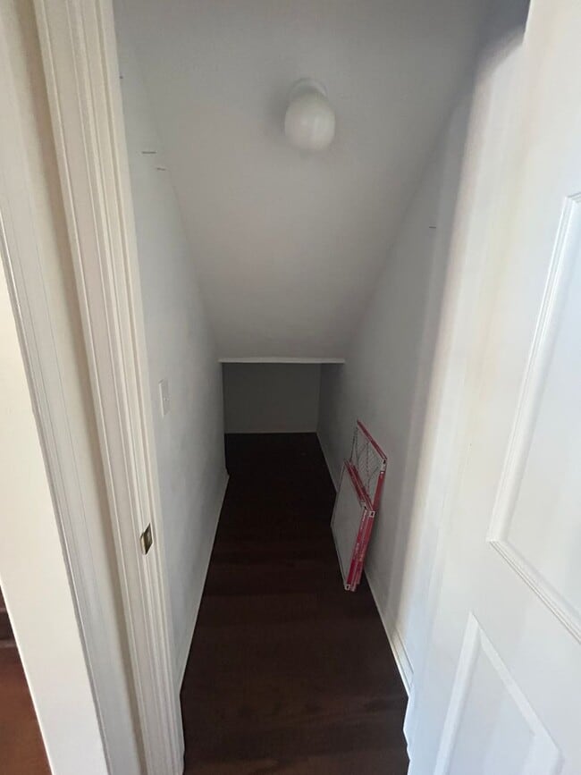 Photo - 89 Sir Henry Dr