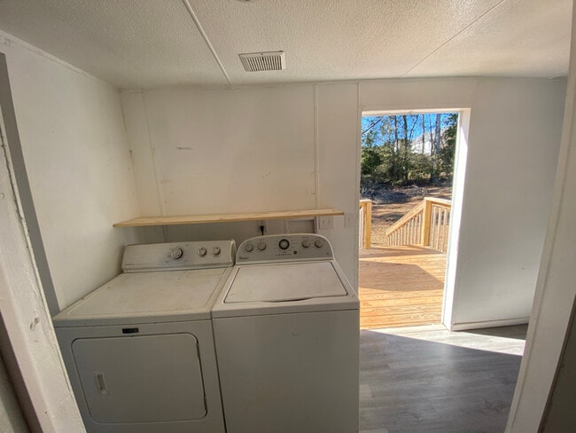 Photo - 313 Amy St Casa